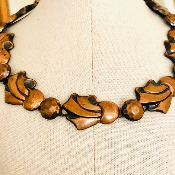 Vintage Copper Tone Unique Necklace - Picture 10 of 11